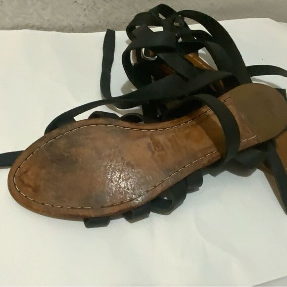 Sibyl Vane black flat  Leather Sandal w Ankle Ties 39 - Picture 6 of 9